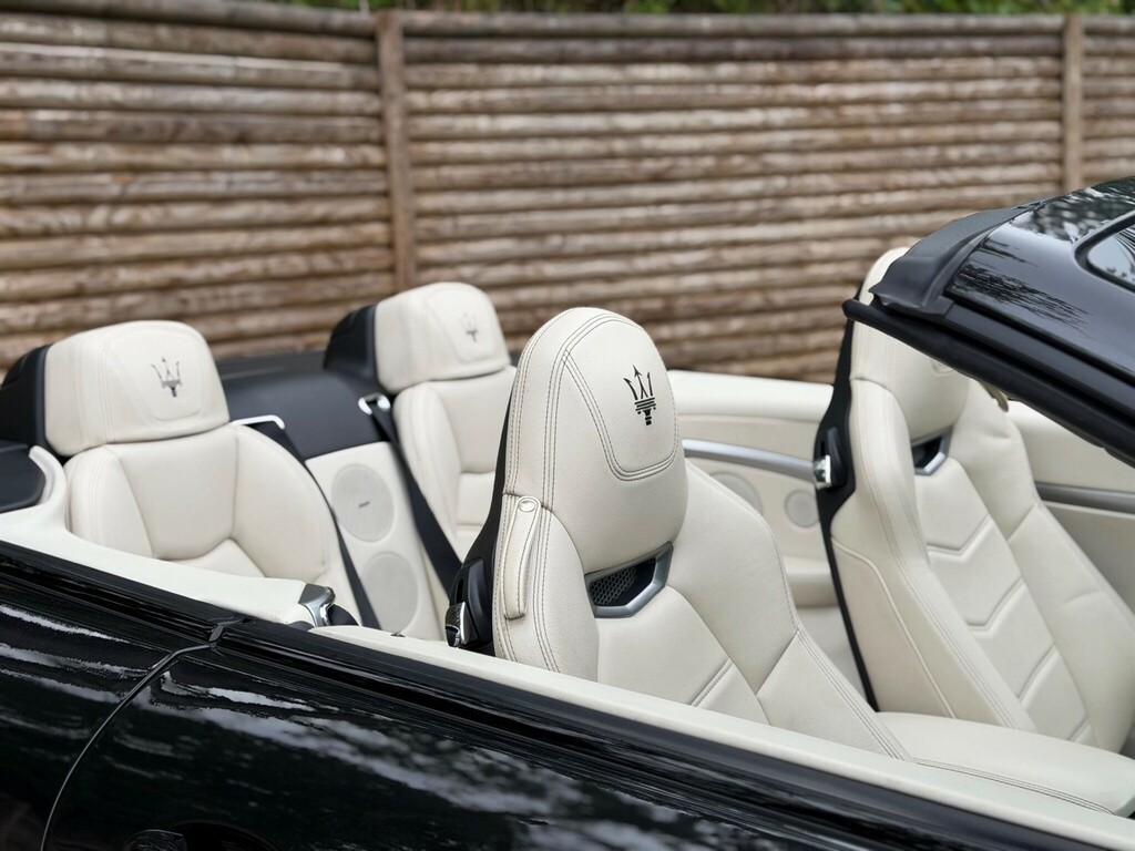 Maserati GranCabrio Mc Blue #91