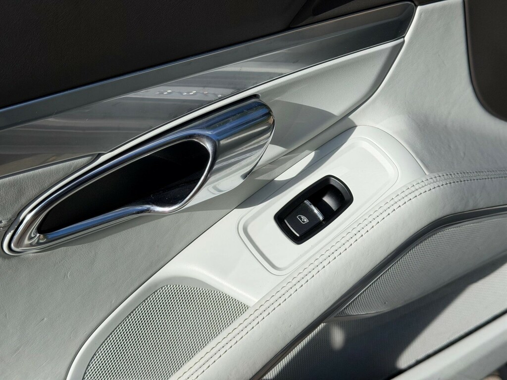 Porsche 911 S Pdk Silver #70