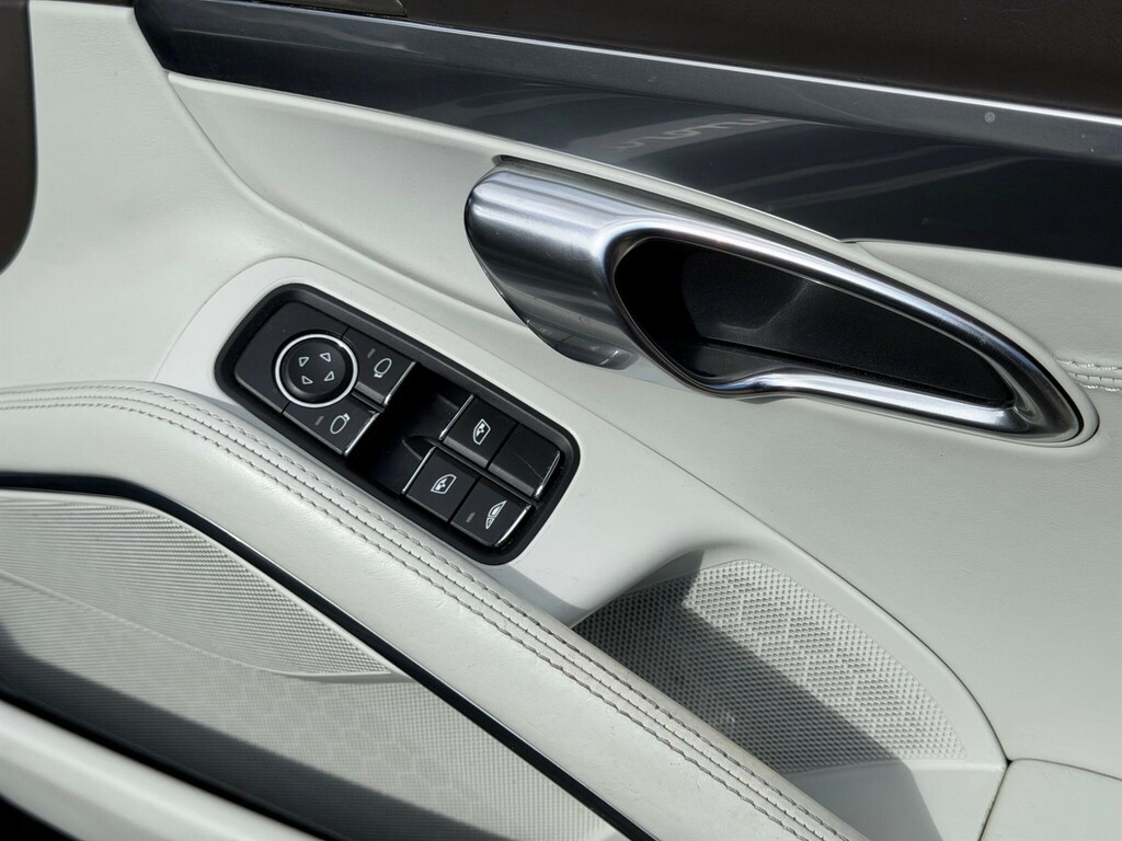 Porsche 911 S Pdk Silver #69