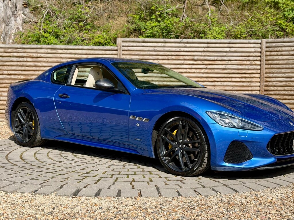 Maserati GranTurismo Coupe Grey #82