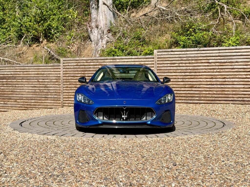 Maserati GranTurismo Coupe Grey #25