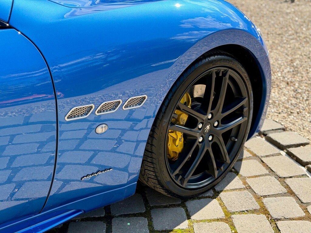 Maserati GranTurismo Coupe Grey #97