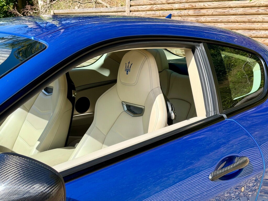 Maserati GranTurismo Coupe Grey #88