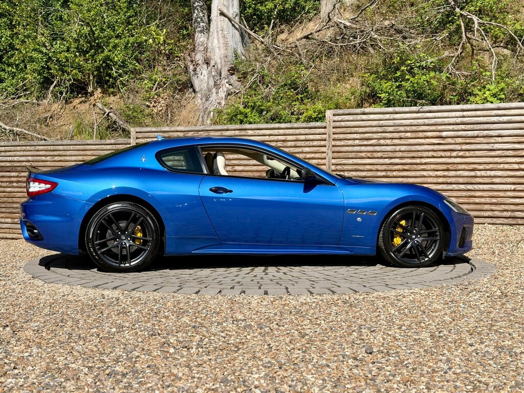 Maserati GranTurismo Coupe Grey #19