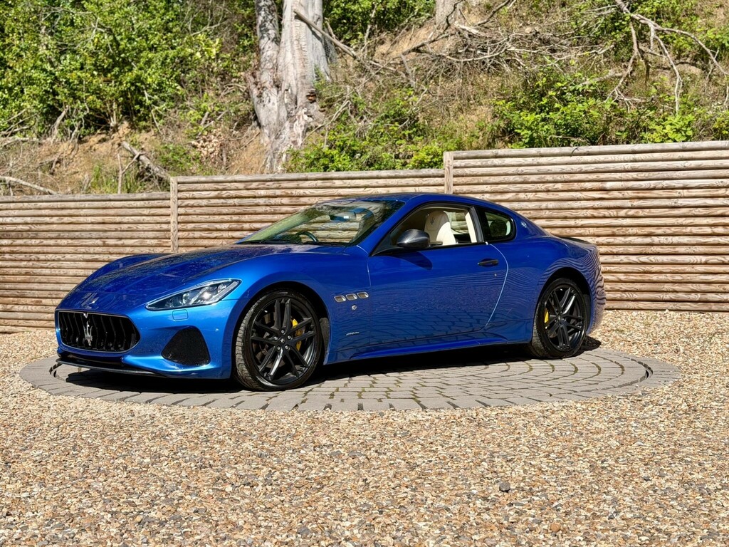 Maserati GranTurismo Coupe Blue