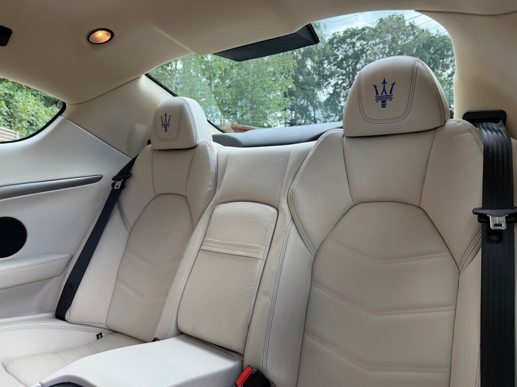 Maserati GranTurismo Coupe Grey #50