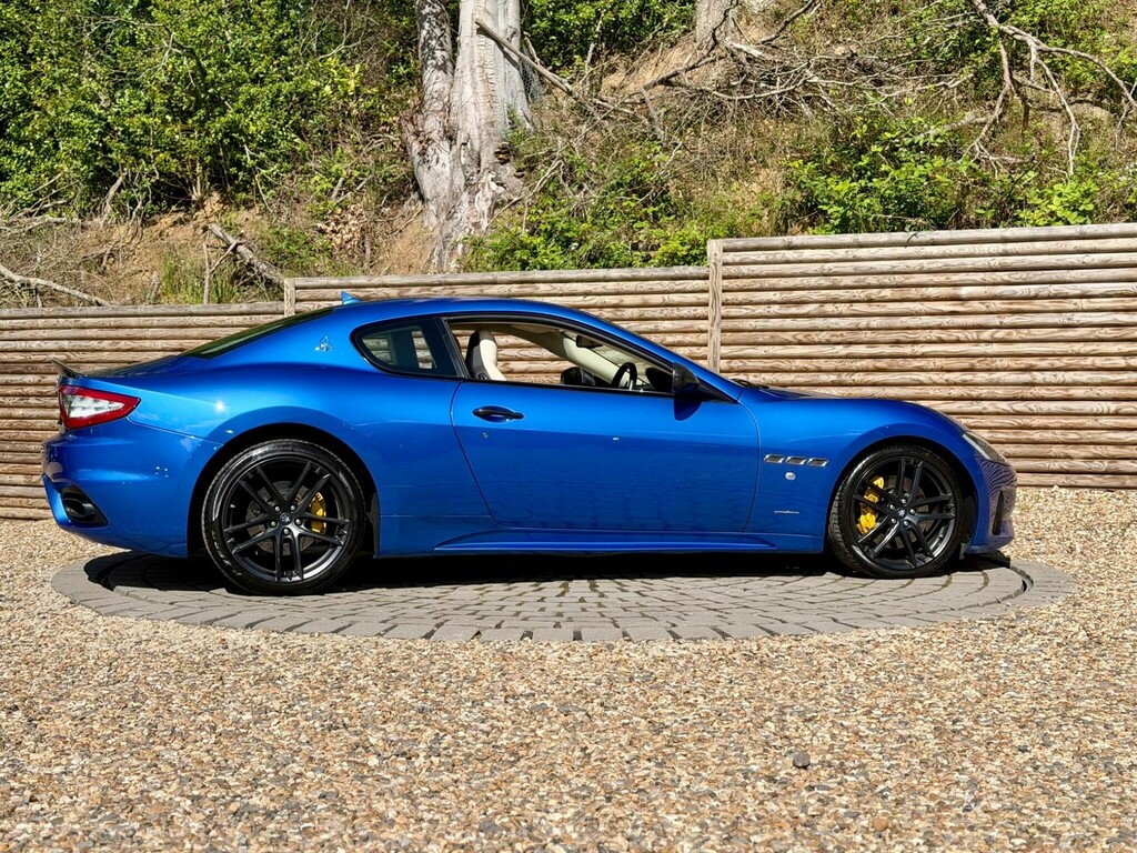 Maserati GranTurismo Coupe Grey #18