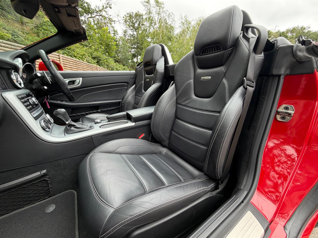 Mercedes-Benz SLK Slk55 Amg Red #3