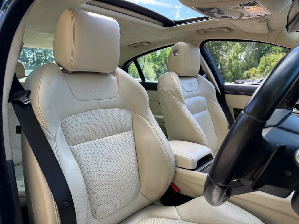 Jaguar XF V6 S Luxury Silver #73