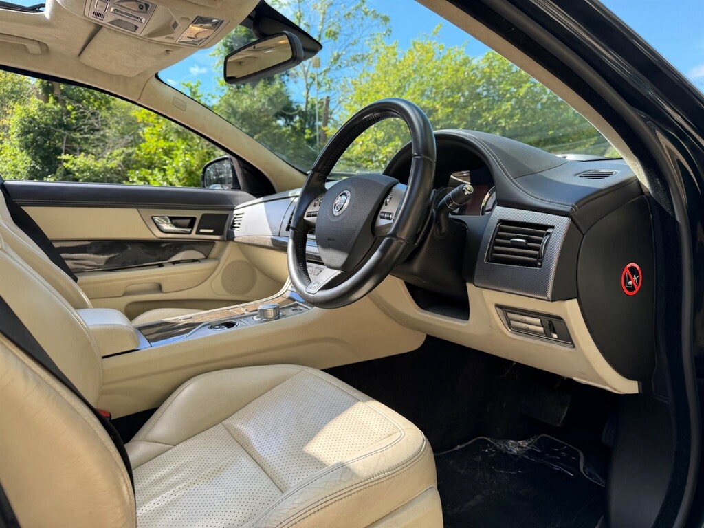Jaguar XF V6 S Luxury Silver #48