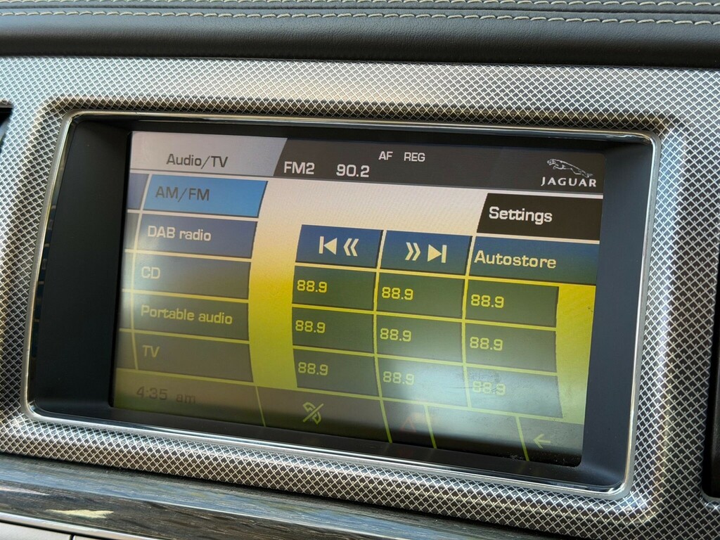 Jaguar XF V6 S Luxury Silver #54