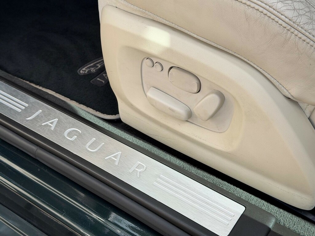 Jaguar XF V6 S Luxury Silver #74
