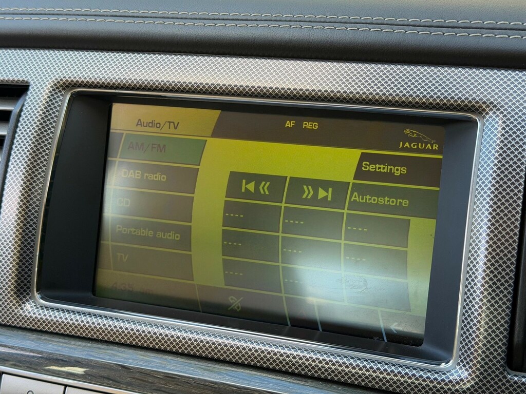 Jaguar XF V6 S Luxury Silver #53