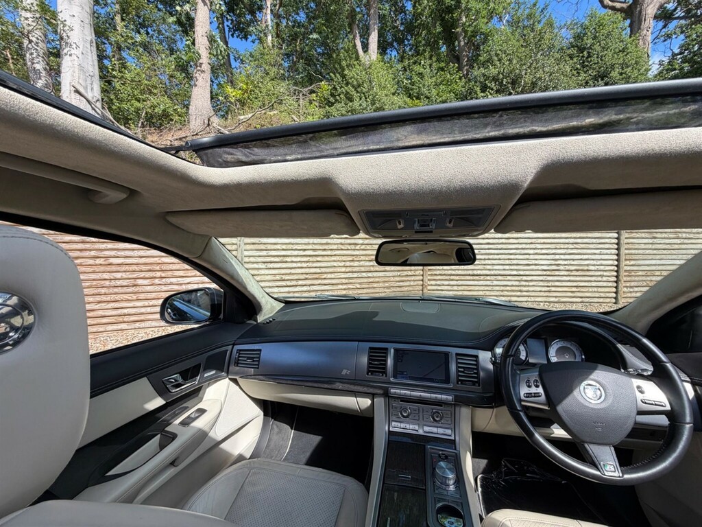 Jaguar XF V6 S Luxury Silver #63