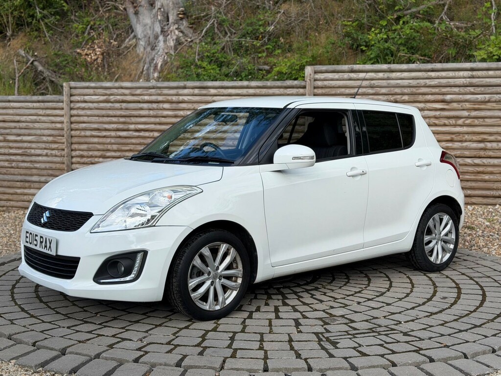 Suzuki Swift Hatchback White