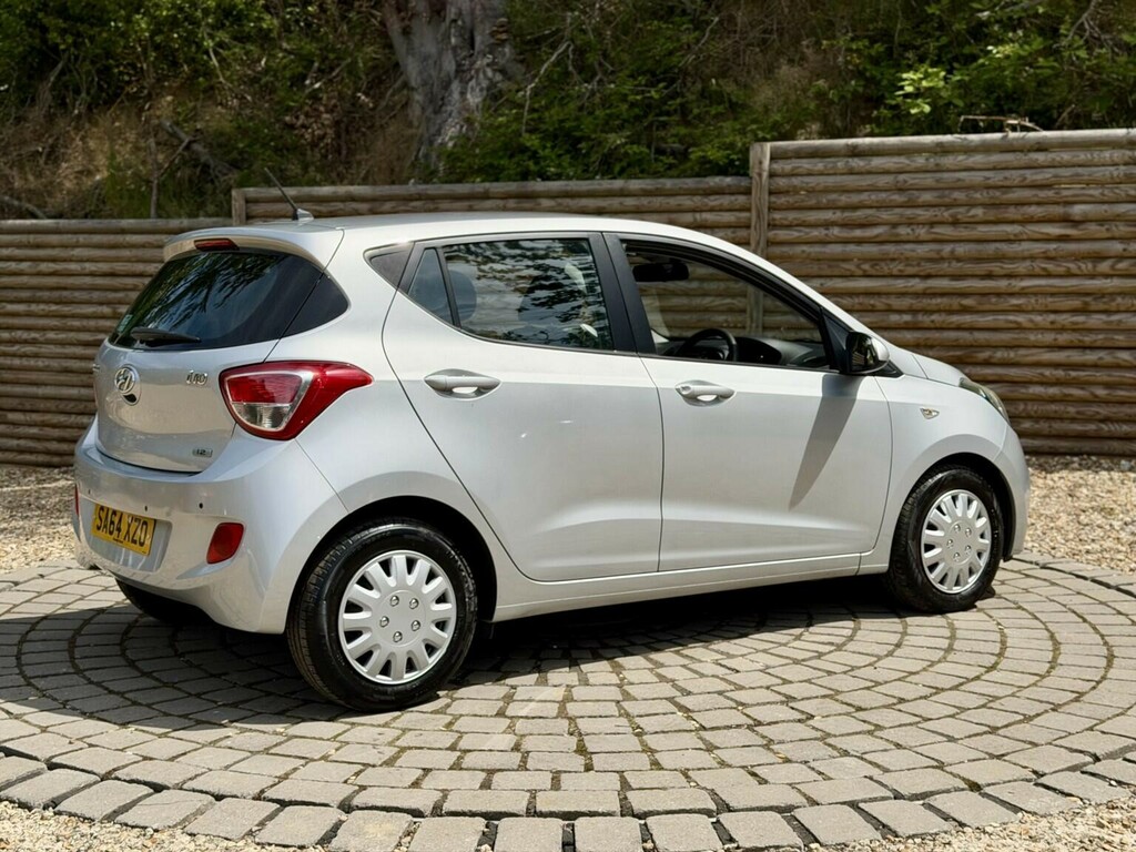 Hyundai I10 Hatchback 1.2 Active Euro 5 201463 White #40