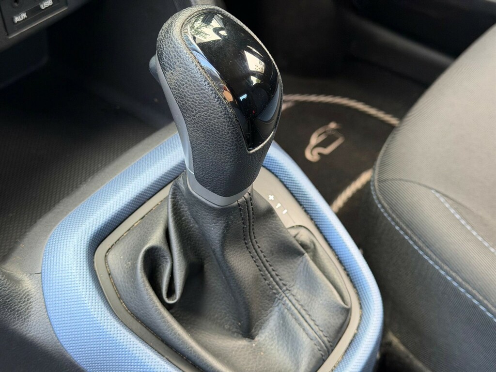 Hyundai I10 Premium Blue #40