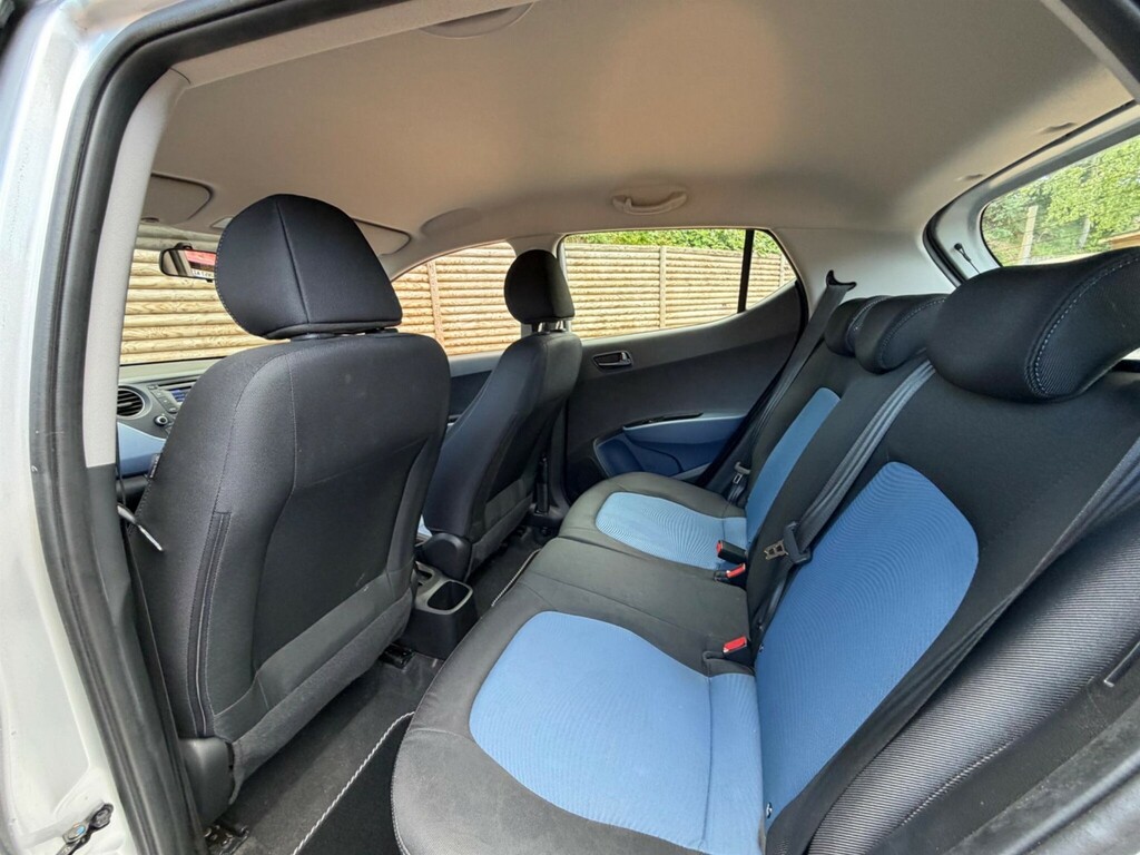 Hyundai I10 Premium Blue #19
