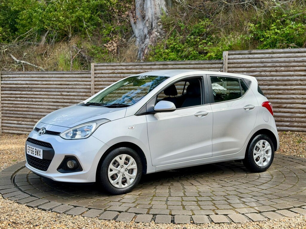 Hyundai I10 Premium Blue #1