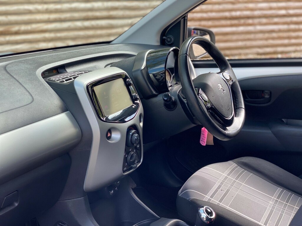 Peugeot 108 Hatchback White #2