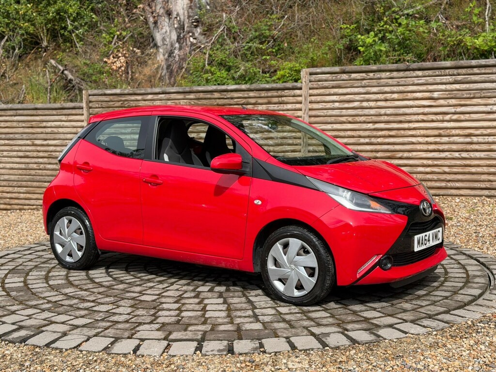 Toyota Aygo Hatchback Red #13