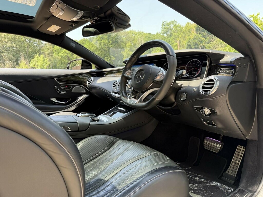 Mercedes-Benz S Class Saloon Black #29
