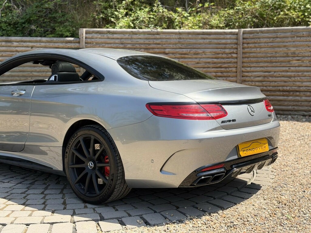 Mercedes-Benz S Class Saloon Black #80