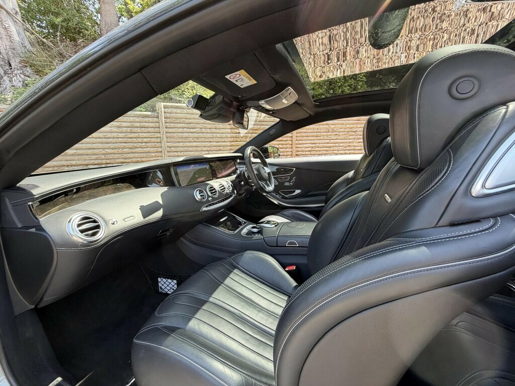 Mercedes-Benz S Class Saloon Black #19