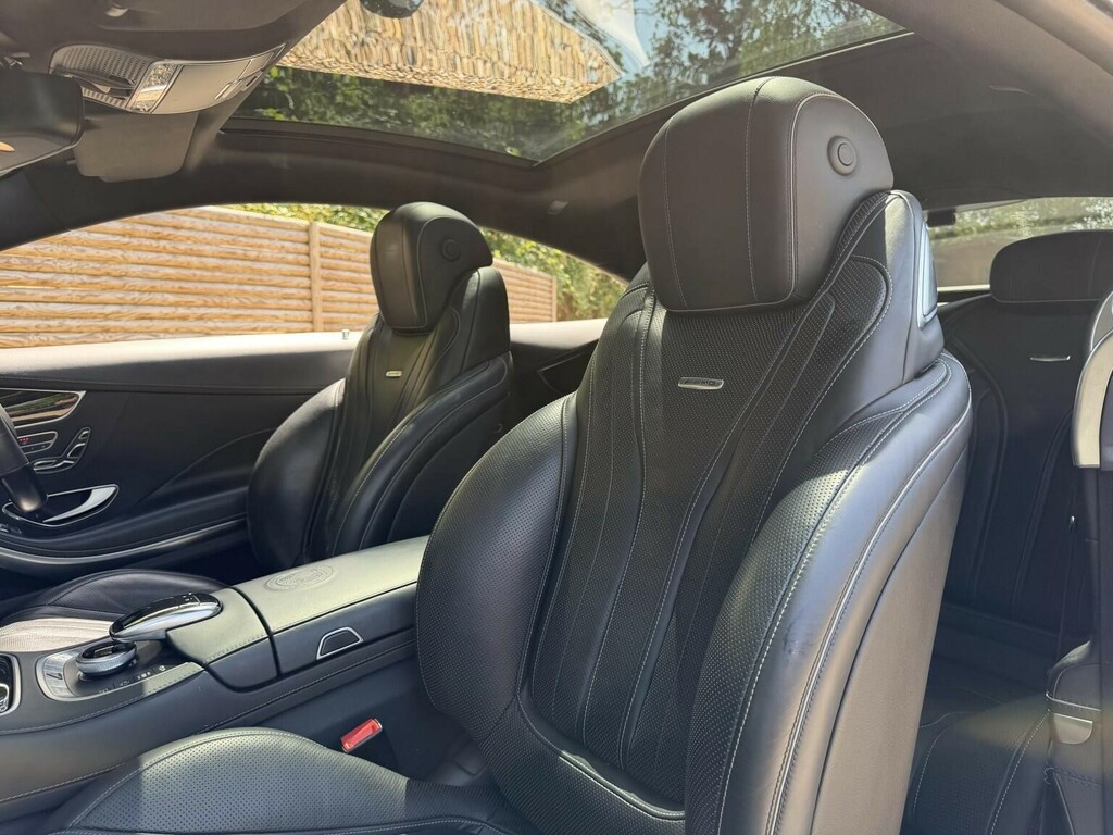 Mercedes-Benz S Class Saloon Black #71