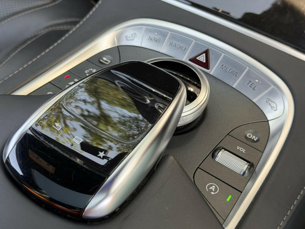 Mercedes-Benz S Class Saloon Black #46