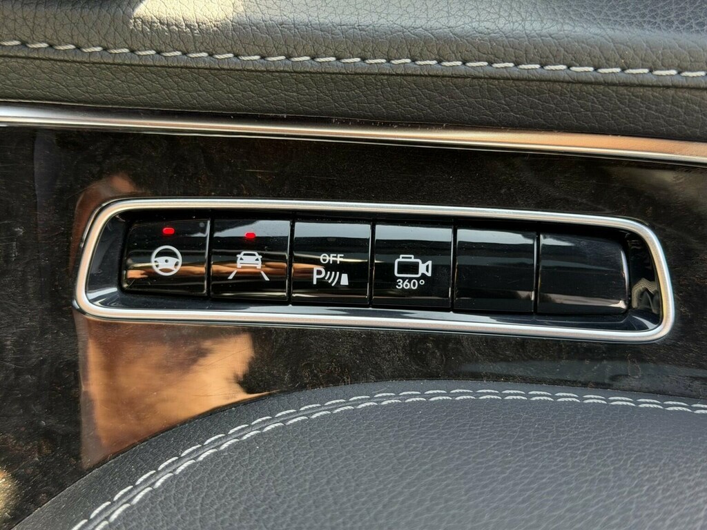 Mercedes-Benz S Class Saloon Black #38