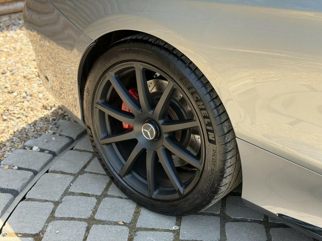 Mercedes-Benz S Class Saloon Black #93