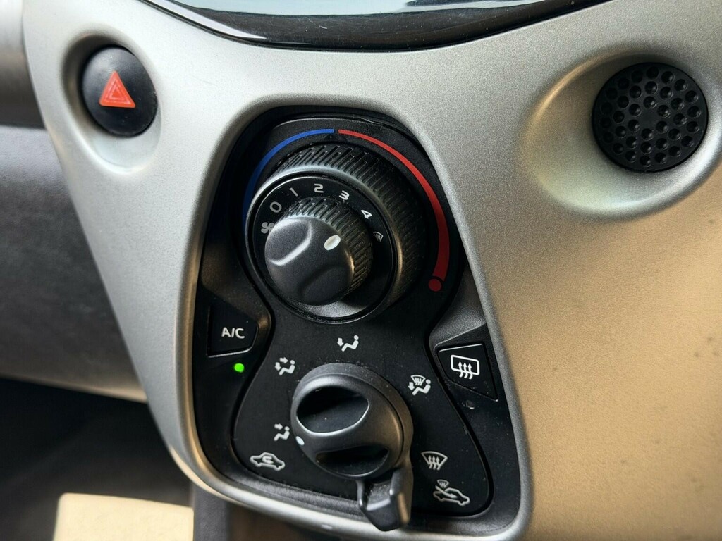 Peugeot 108 1.0L Active Blue #41