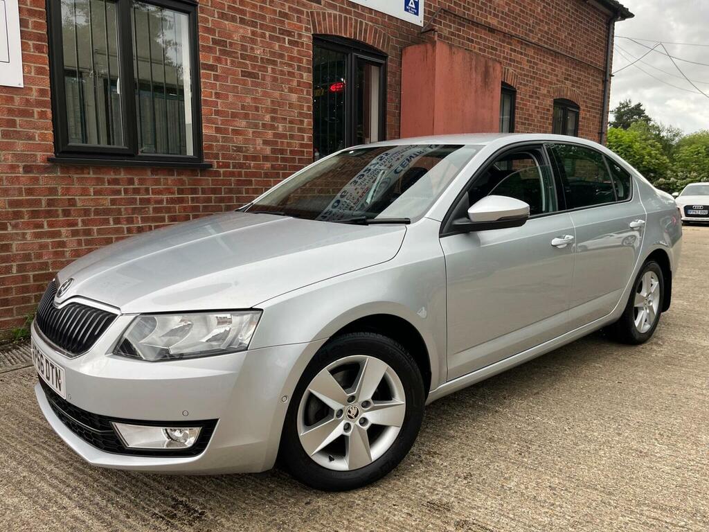 Skoda Octavia Hatchback 1.4 Tsi Se Dsg Euro 6 Ss Silver #5