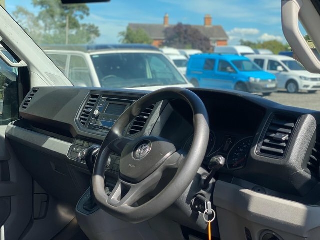 Volkswagen Crafter 2.0 Tdi Cr35 Startline Fwd Mwb High Roof Euro 6 S Black #6