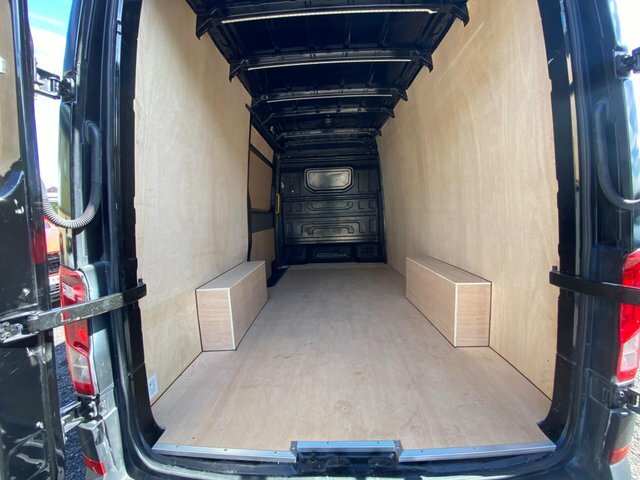 Volkswagen Crafter 2.0 Tdi Cr35 Startline Fwd Mwb High Roof Euro 6 S Black #2
