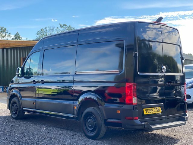 Volkswagen Crafter 2.0 Tdi Cr35 Startline Fwd Mwb High Roof Euro 6 S Black #4