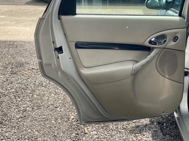 Ford Focus 1.6I 16V Zetec Blue #46