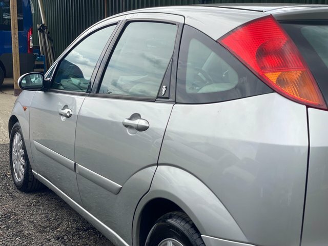 Ford Focus 1.6I 16V Zetec Blue #26