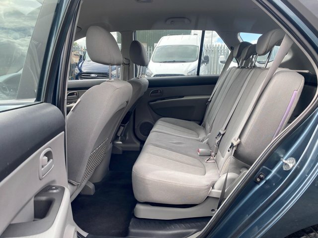 Kia Carens Blue #12