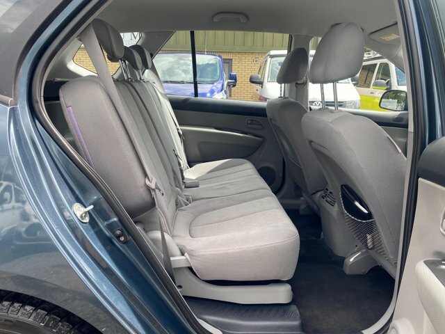 Kia Carens Blue #7