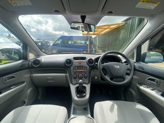 Kia Carens Blue #8