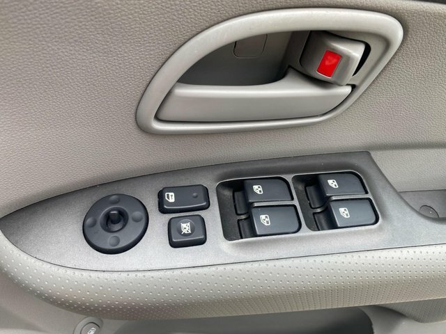 Kia Carens Blue #36