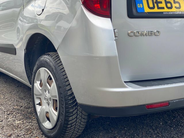 Vauxhall Combo 1.3 2000 Cdti 16V Red #25