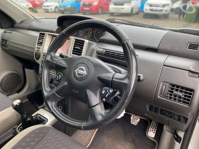 Nissan X-Trail 2.2 Dci Sport Silver #28