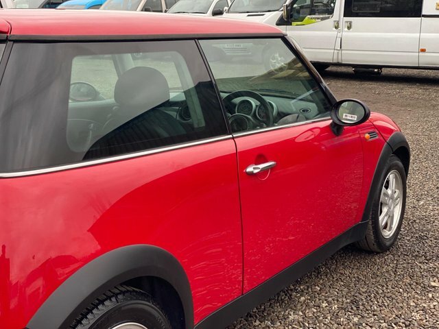 Mini Hatch 1.6 Cooper Blue #29