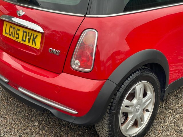 Mini Hatch 1.6 Cooper Blue #28