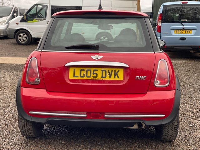 Mini Hatch 1.6 Cooper Blue #20