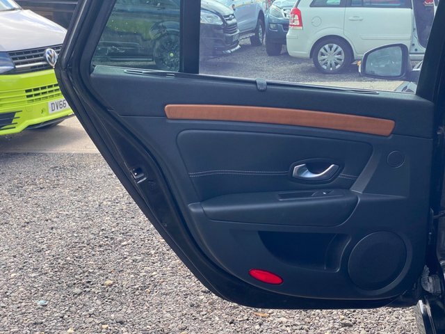 Renault Laguna 1.5L Dynamique Tomtom Black #54