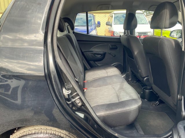 Kia Picanto 2 Auto White #7